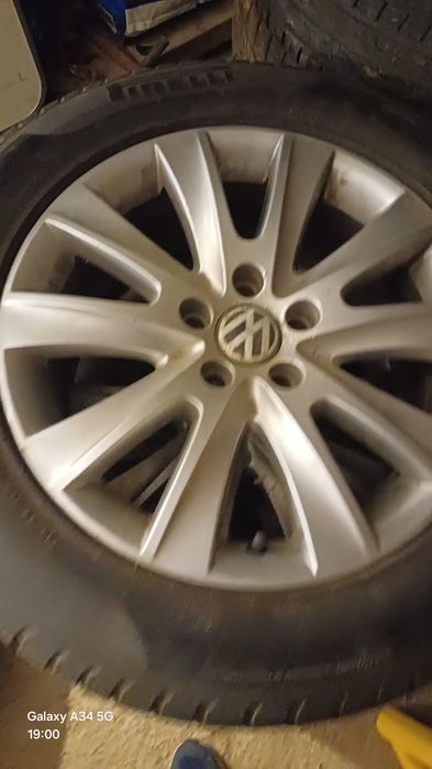Vând jante aliaj r17 volkswagen