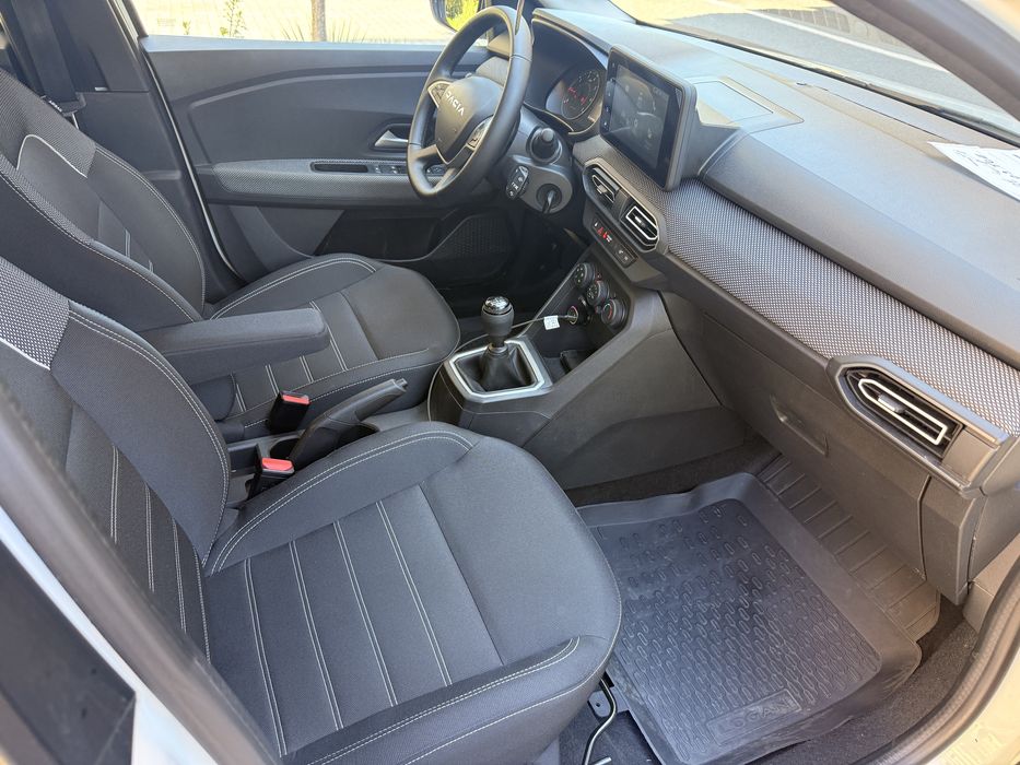 DACIA LOGAN 2023 1.0 tce