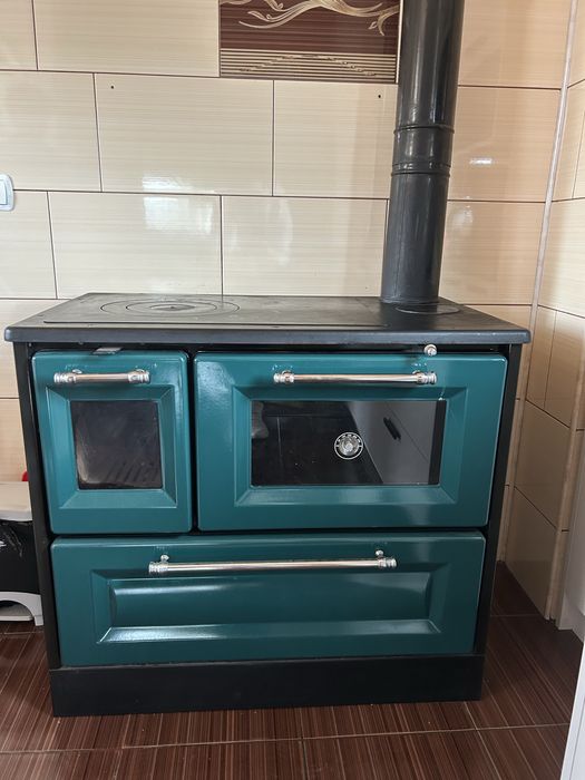 Sobă pe lemne cu cuptor HOSSEVEN 4012C