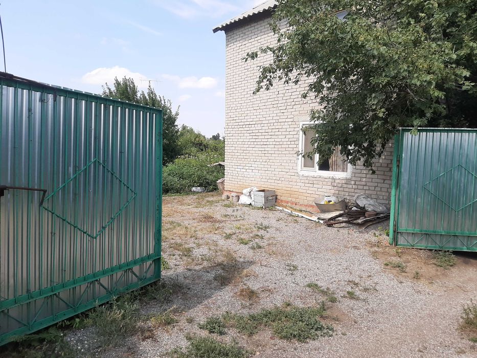 Продам дачу в черте города