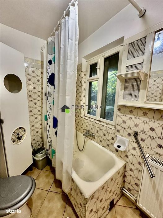 Casa de închiriat în Scaeni, foarte aproape de Ploiești