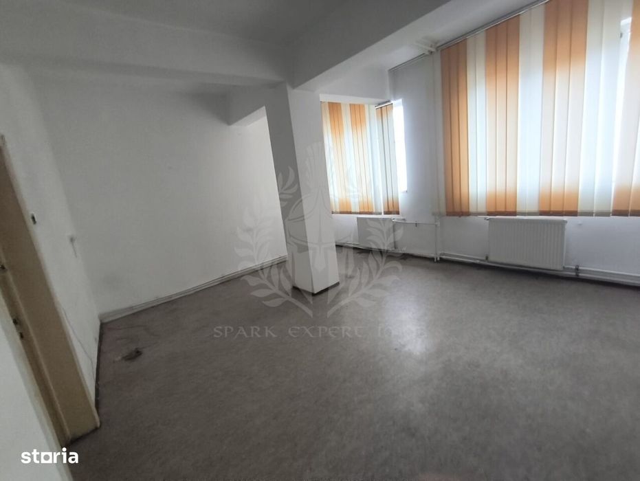 Cladire Birouri\\Ultracentral