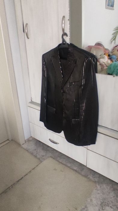 Продам  новогодние платья б|у