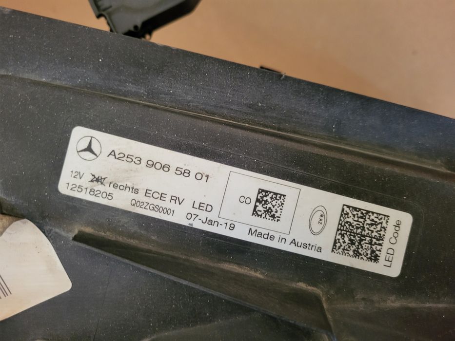 Десен фар фарове Мерцедес W253 X253 GLC LED mercedes 253