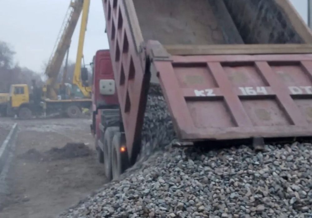 Грунт, щебень, балласт