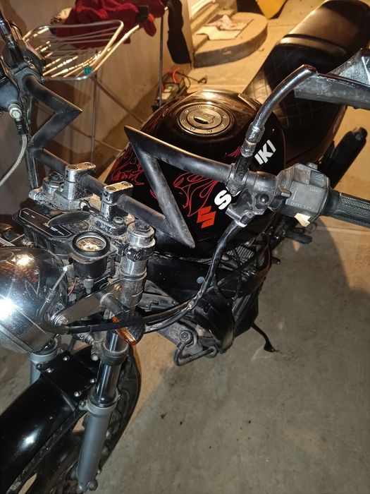 Vând motocicleta Suzuki gsx600