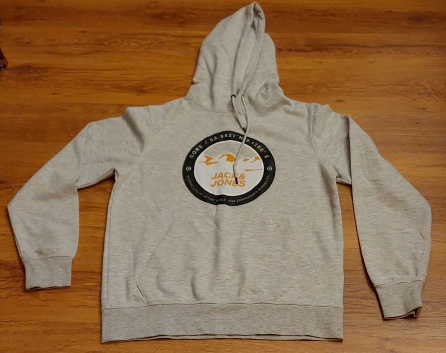 Дънки и суичър JACK and JONES