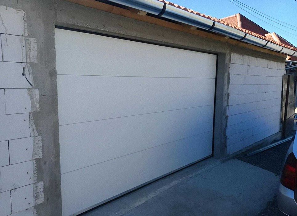 Usa de garaj sectionala Argintiu