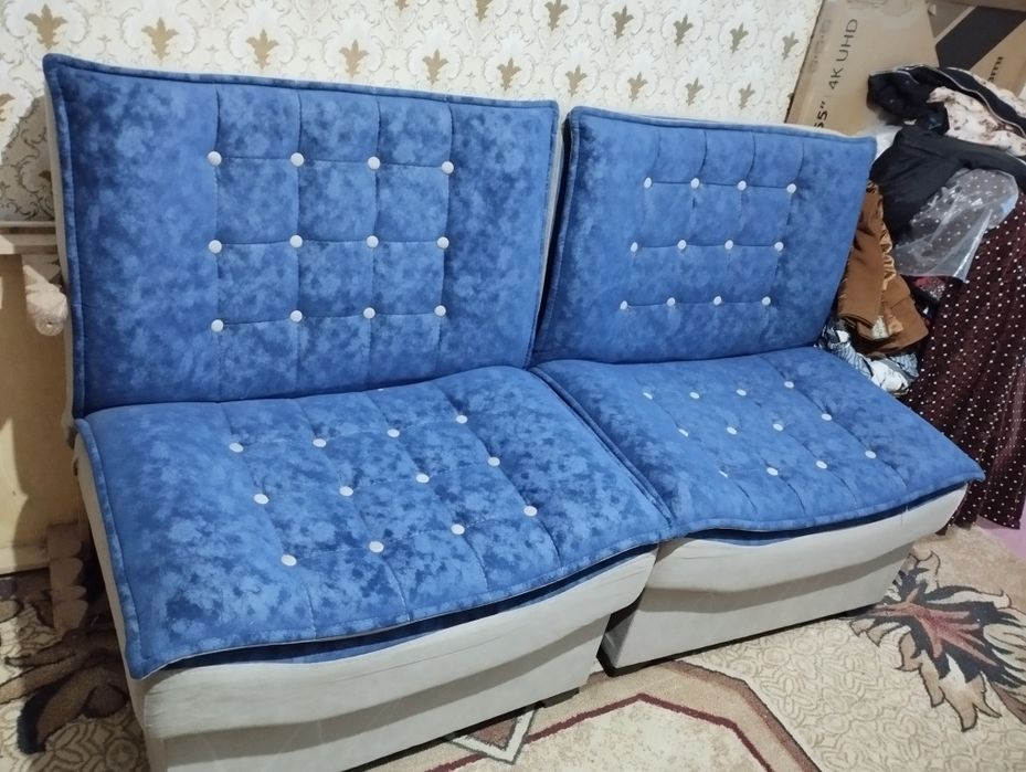Продаю мягкий мебель
