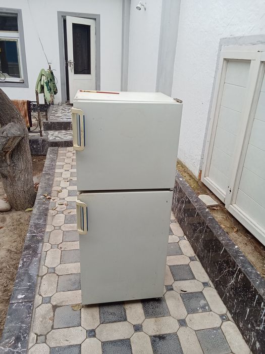 Продается холодильник Российский