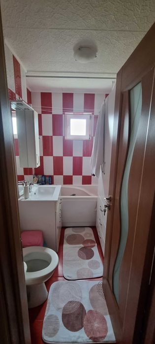 Apartament de vânzare plus garaj