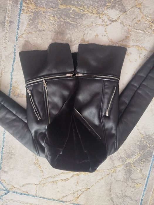 Продам короткую дубленку