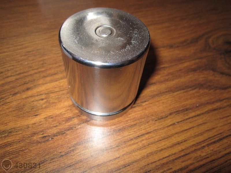 2 бр.чисто нови оригинални бутала за спирачен апарат за Hyundai Santa