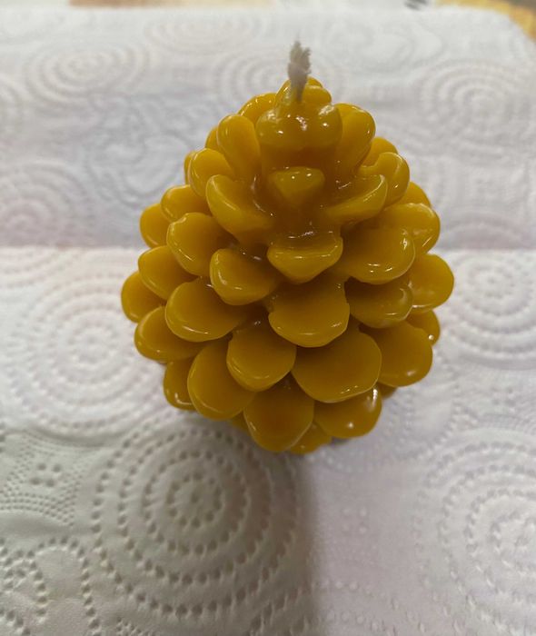 Свещ от естествен восък