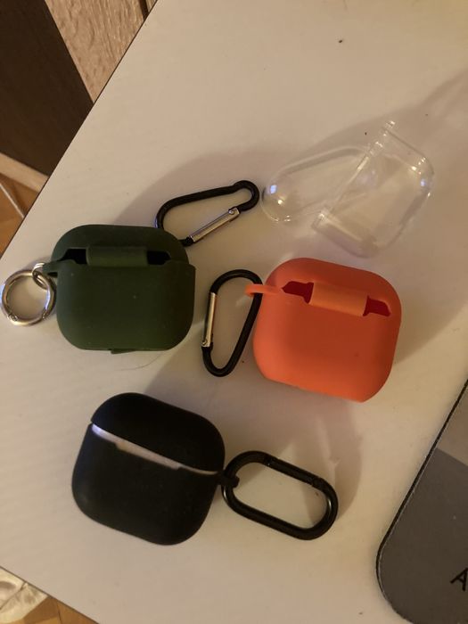 Apple AirPods 4 ANC cu Garantie