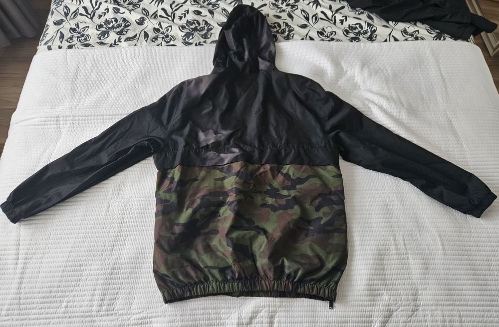 Горници на Barcelona и Bershka