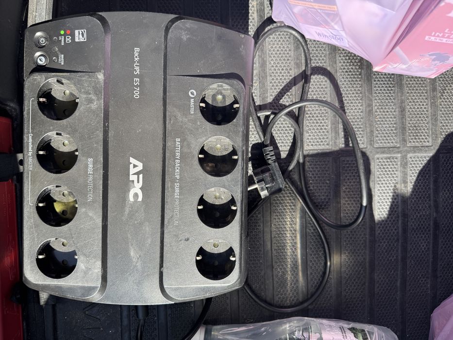 UPS APC Back-UPS ES 700VA / 405W (BE700G-GR)
