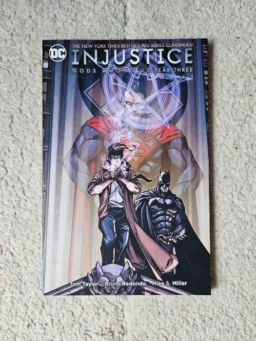 Benzi Desenate DC Injustice Gods Among Us