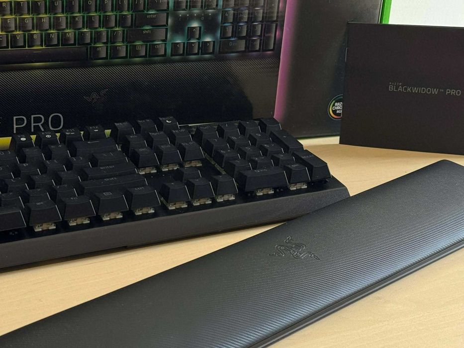 Бартер! Razer - BlackWidow V4 Pro Black (Черна)