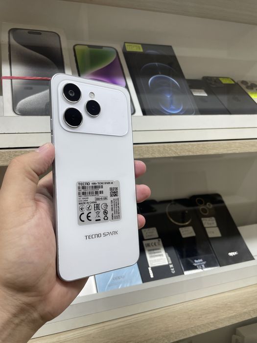 Телефон Tecno spark 40 256gb