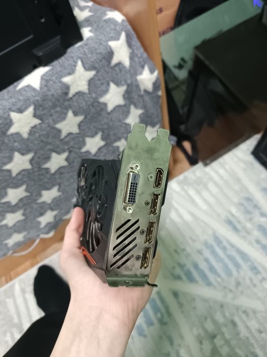 Продам видеокарты