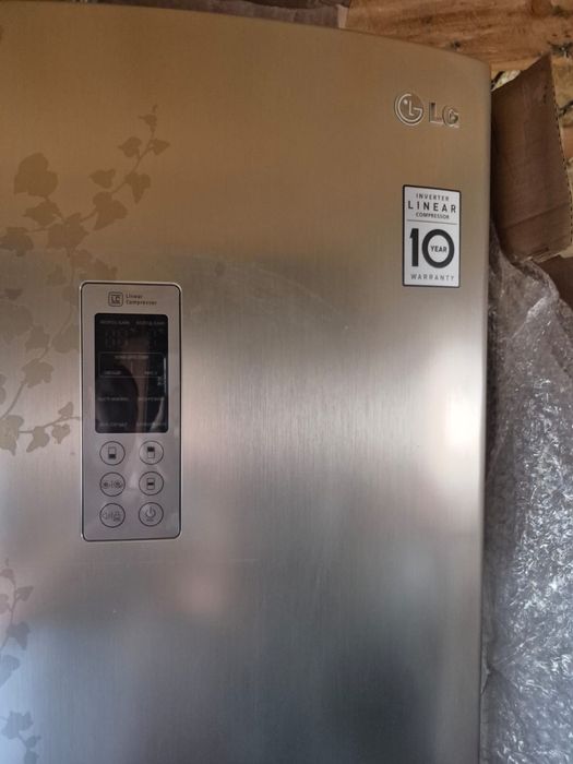 Продам холодильник LG