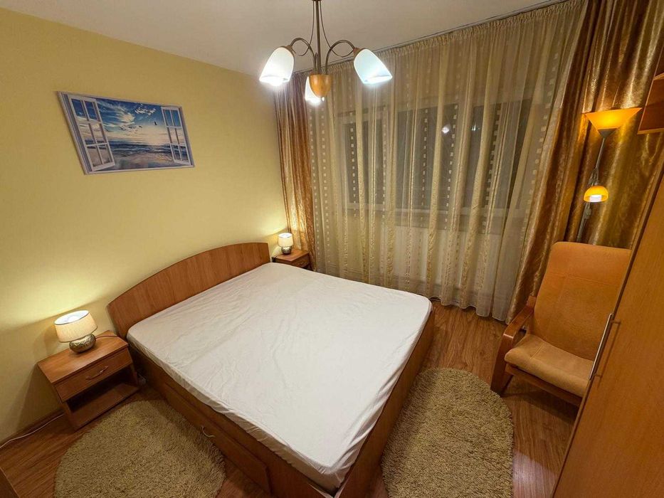 Inchiriere apartament două camere decomandat Dristor (centrala proprie si loc de parcare platit)