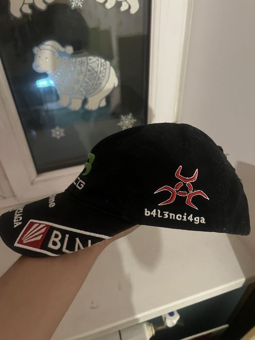 Balenciaga extreme кепка