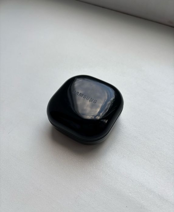 наушники Samsung Galaxy Buds FE