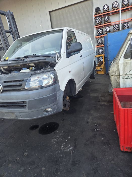 Fata completa vw t5 facelift 2.0 tdi, fata vw transporter  capota bara aripi faruri trager grila 2014