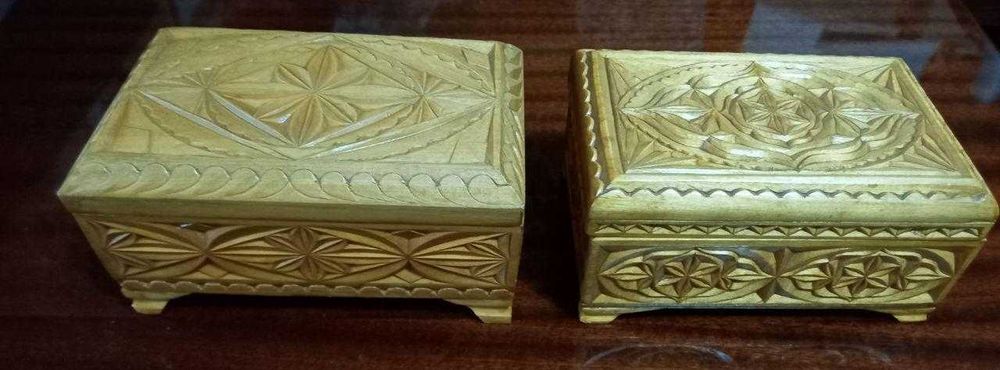 Деревянные резные шкатулки ручной работы