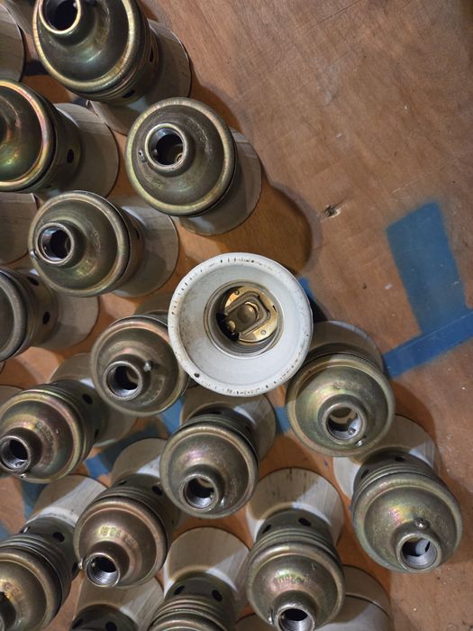 Продам патрон керамический е40