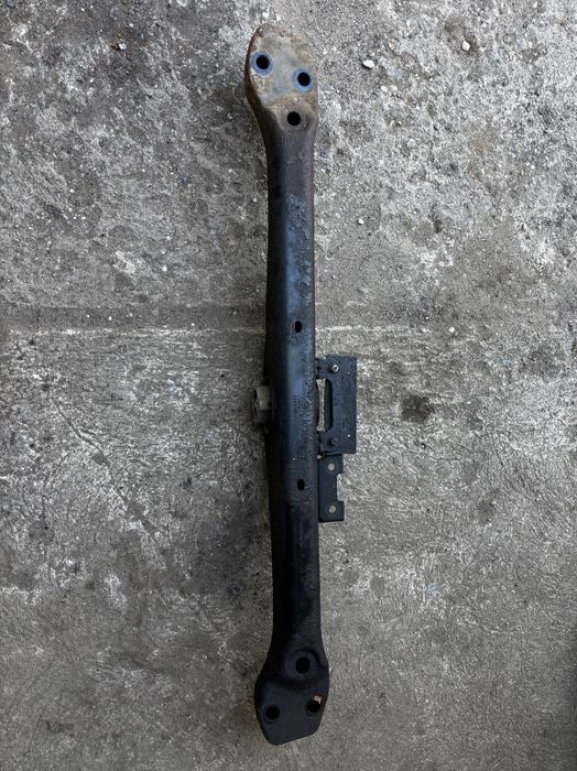 Suport traversa cutie de viteze Volkswagen Vw Touareg 7P 3.0 diesel 245 cai Crca