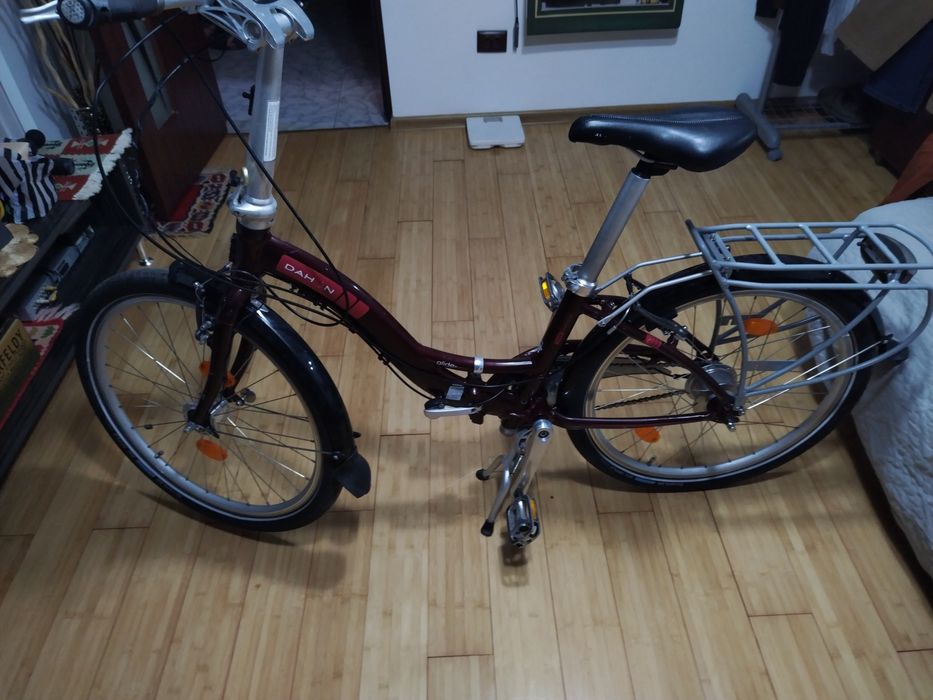 Vând bicicletă dahon glide 8, impecabilă