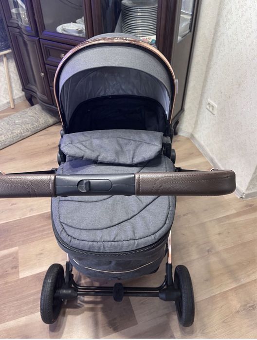 Продам коляску 3в1 с автокреслом