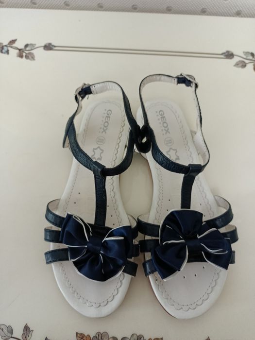 Детские босоножки