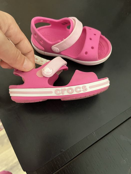 Sandale crocs marimea 22-23