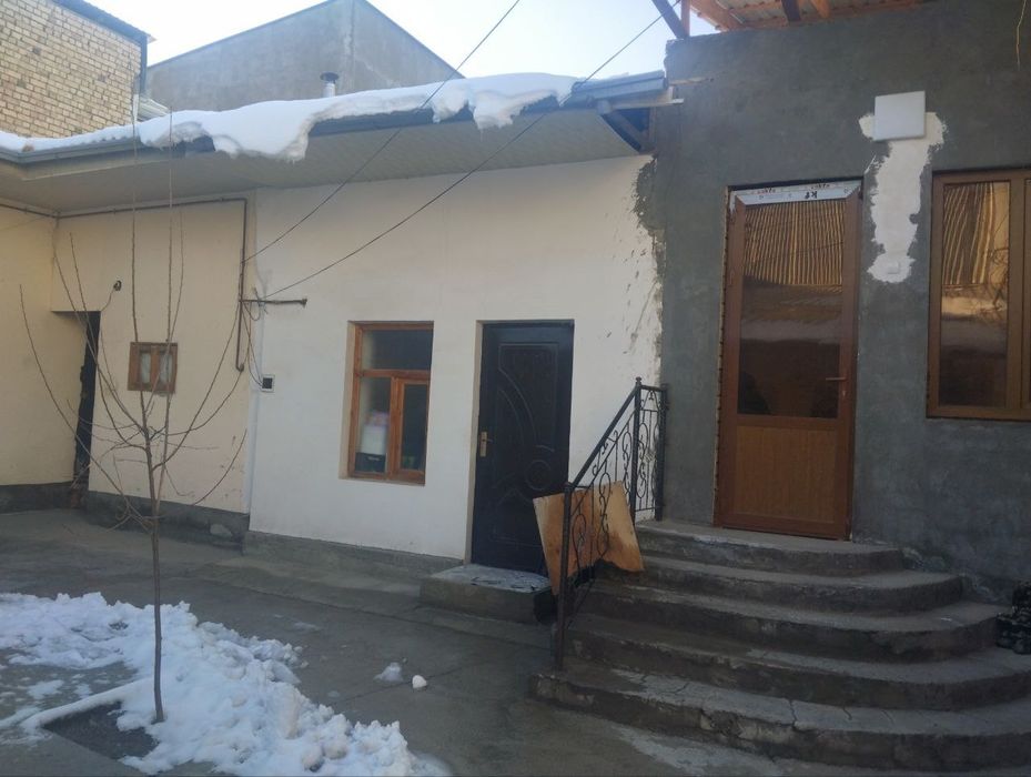 Yakkasaroy Muqumiy ko'cha uchastka xovli sotiladi