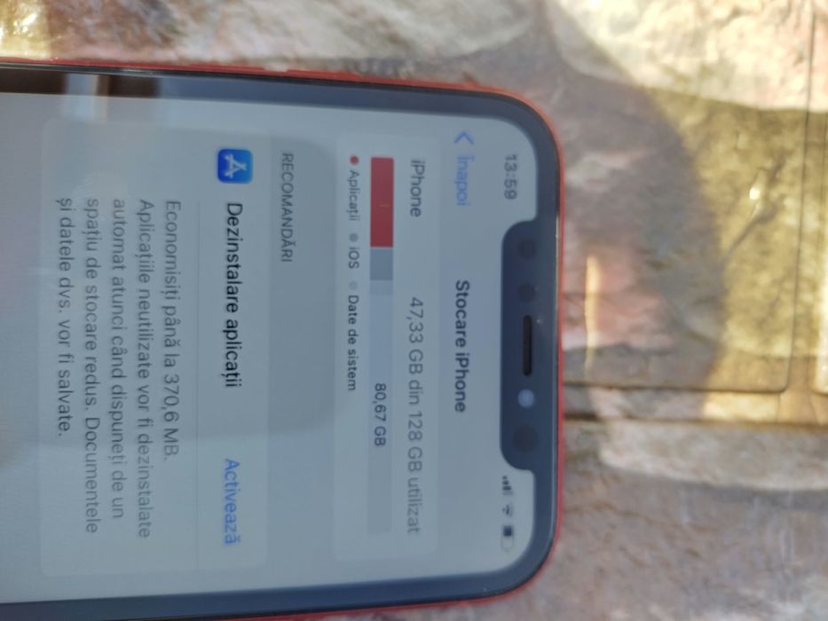 Vând iphone xr roșu 128