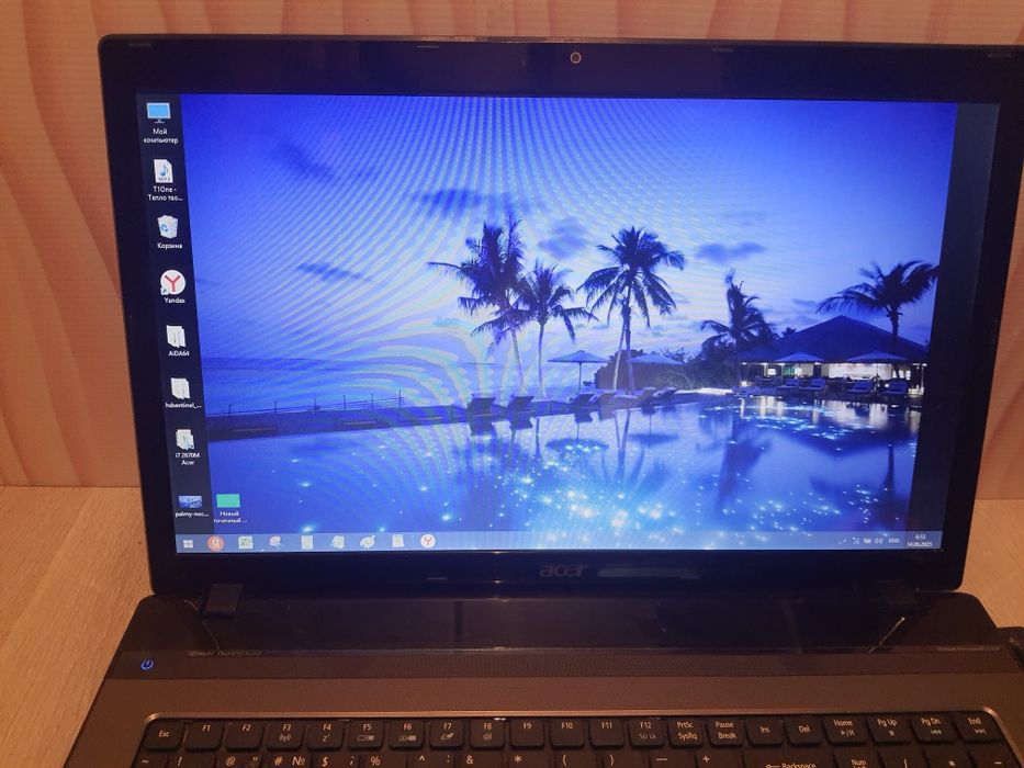 Ноутбук 17" в отличном с i7 процессором