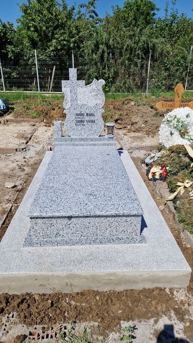Executam lucrări monumente funerare