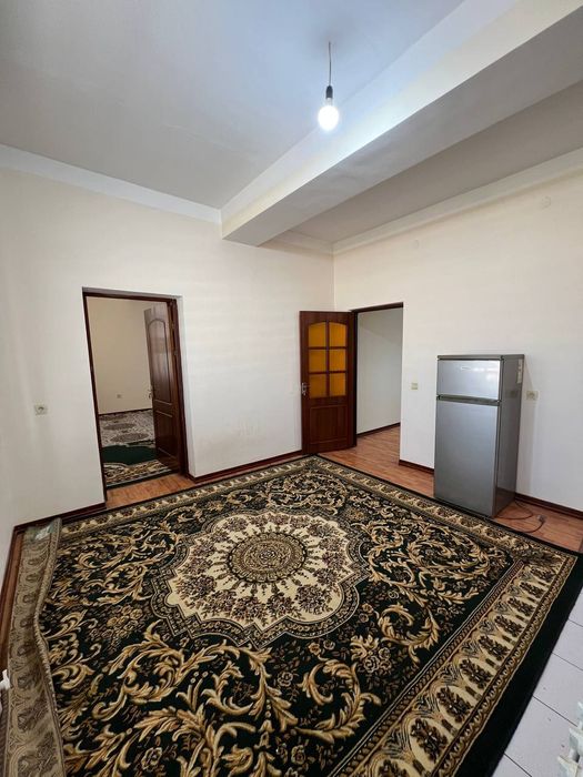 2/3/3 сотилади  100м²