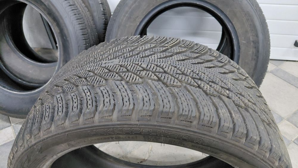 Продам резину R20