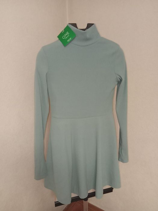 Платье женское.продам