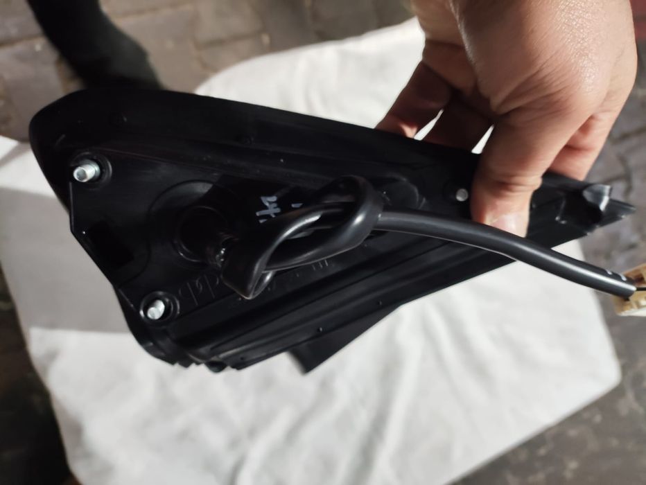 Хонда C -RV боковое зеркало