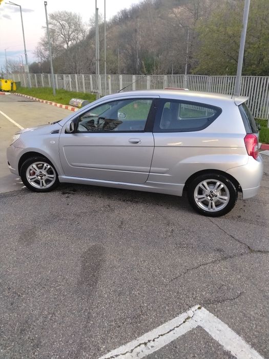 Шевролет Авео 2000 евро