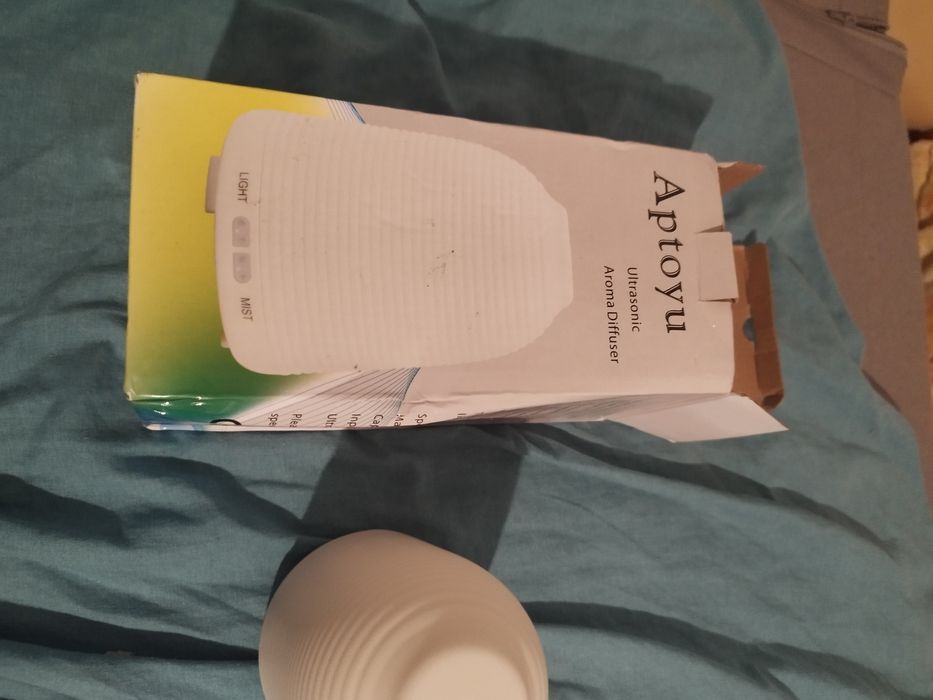 Lampă cu diverse culori