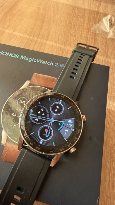 Часовник Honor MagicWatch 2 (46mm) – Отличен, комплект с 3 каишки