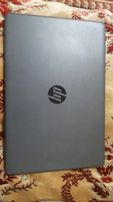 Продаётся ноутбук  hp
