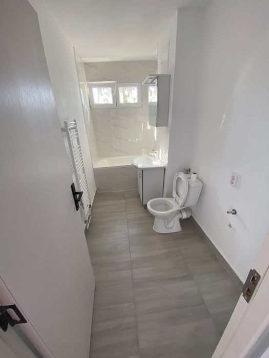 Apartament 3 camere, 80 mp, decomandat, renovat – Micro 3